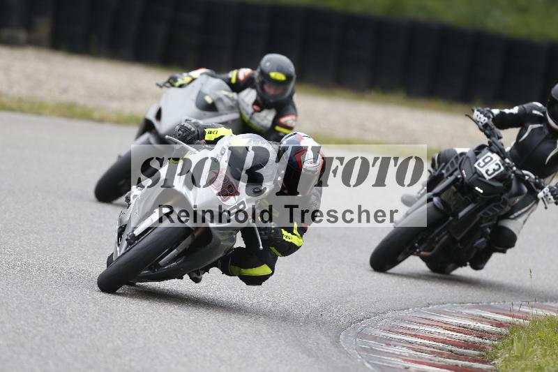 /Archiv-2024/13 22.04.2024 Plüss Moto Sport ADR/Einsteiger/8